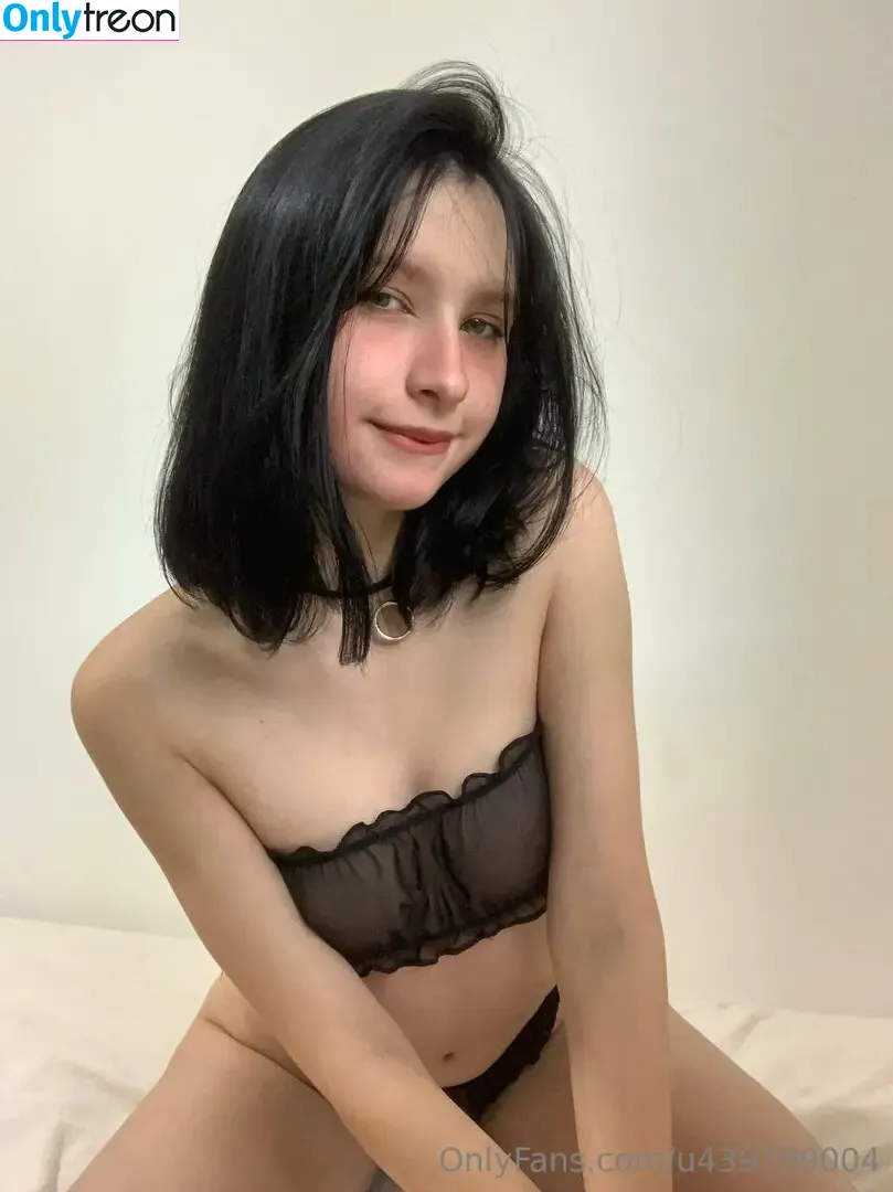 amberpetite nude photo #0039 (ambernpetty / petitegoth)