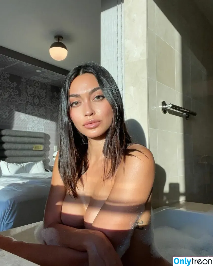 Ambra Battilana Gutierrez nude photo #0033 (ambrabgutierrez)