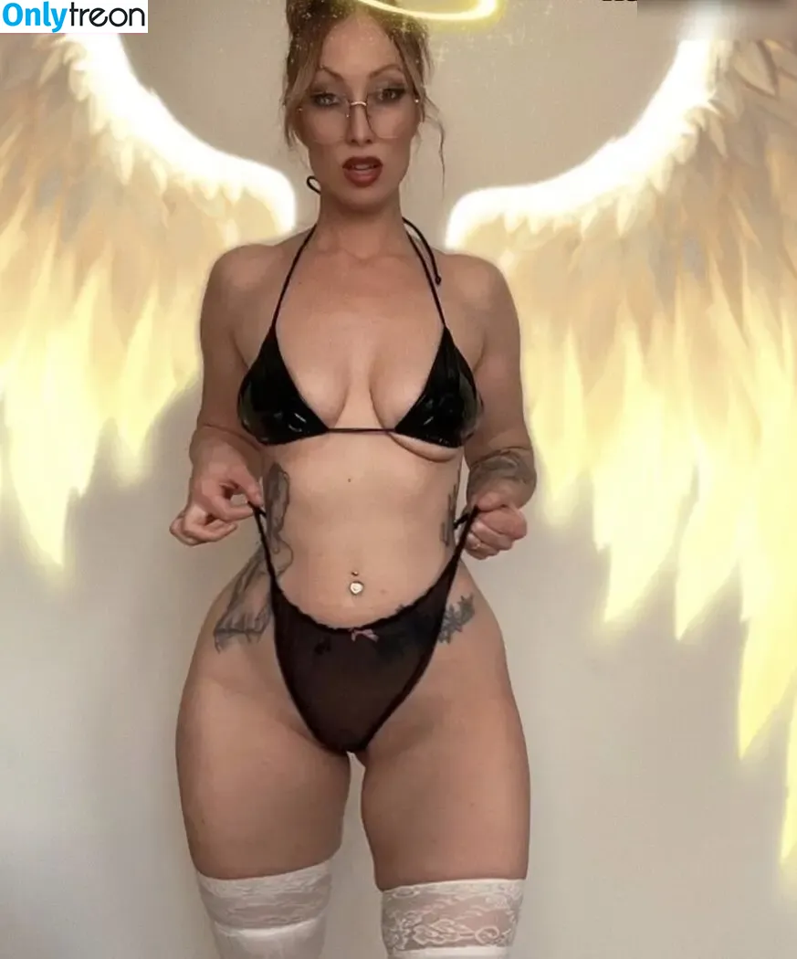 Amebaby nude photo #0004 (amaebi.baby)