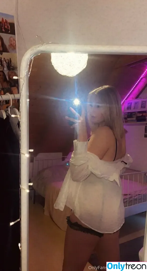 ameliamiable nude photo #0019 (ameliamiablereels)