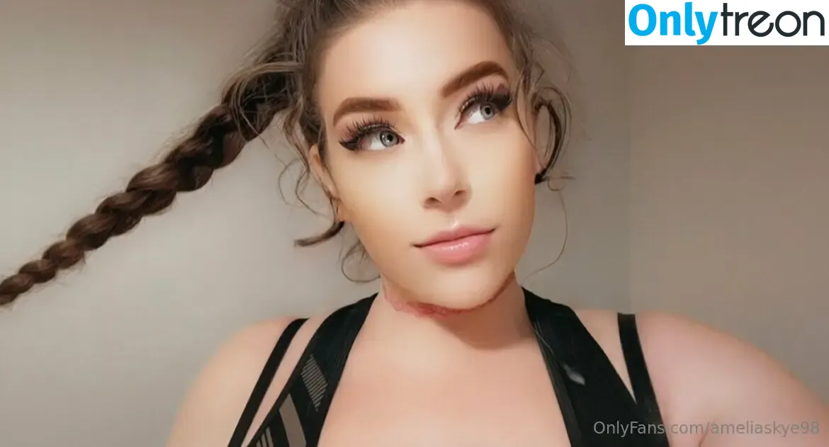 ameliaskye98 nude photo #0012 (ameliaskye98_)