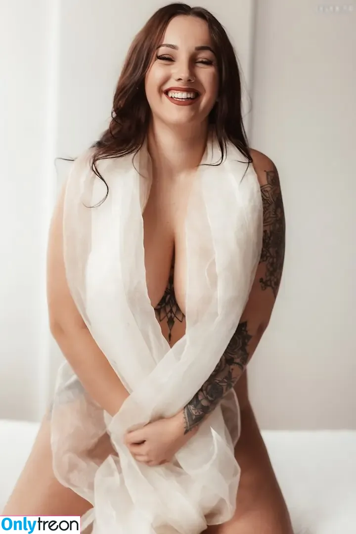 Amelie.gr_ nude photo #0024 (amelie.gr)