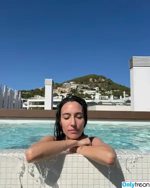 Amelie Lens / DJ / amelie_lens / u100374375 фото голая #0095