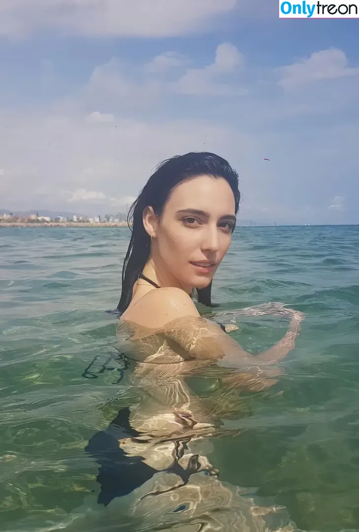 Amelie Lens голая photo #0096 (DJ / amelie_lens / u100374375)