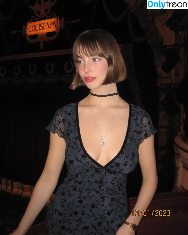 Amelie Manzoli nude photo #0852 (Am.e.lie)