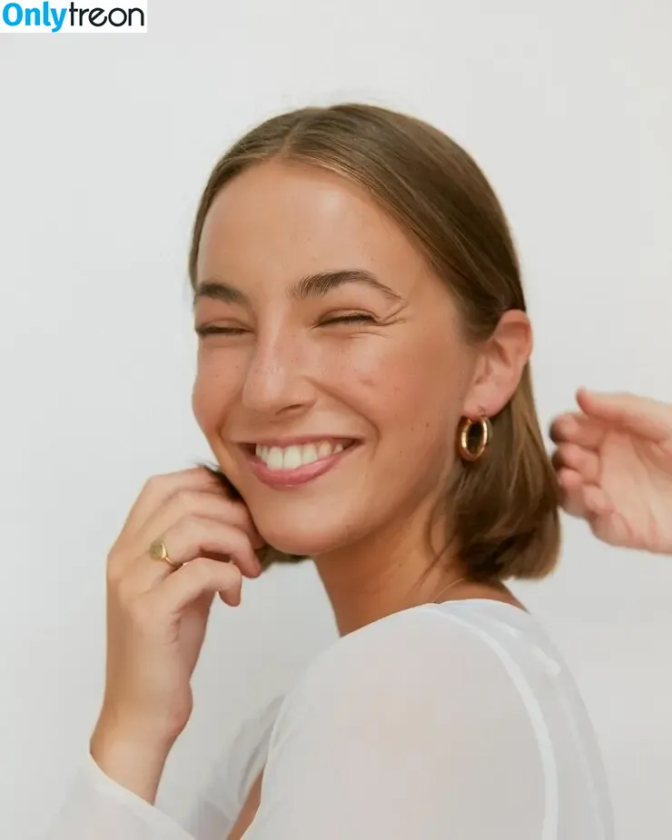 Amelie Manzoli nude photo #0855 (Am.e.lie)