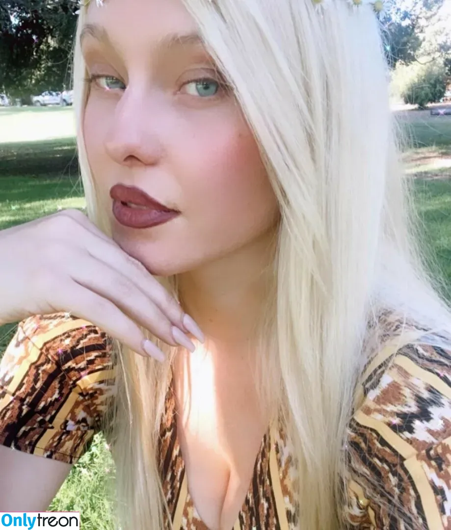 amethystfaymusic nude photo #0058 (amethystfrankln / u186240898)