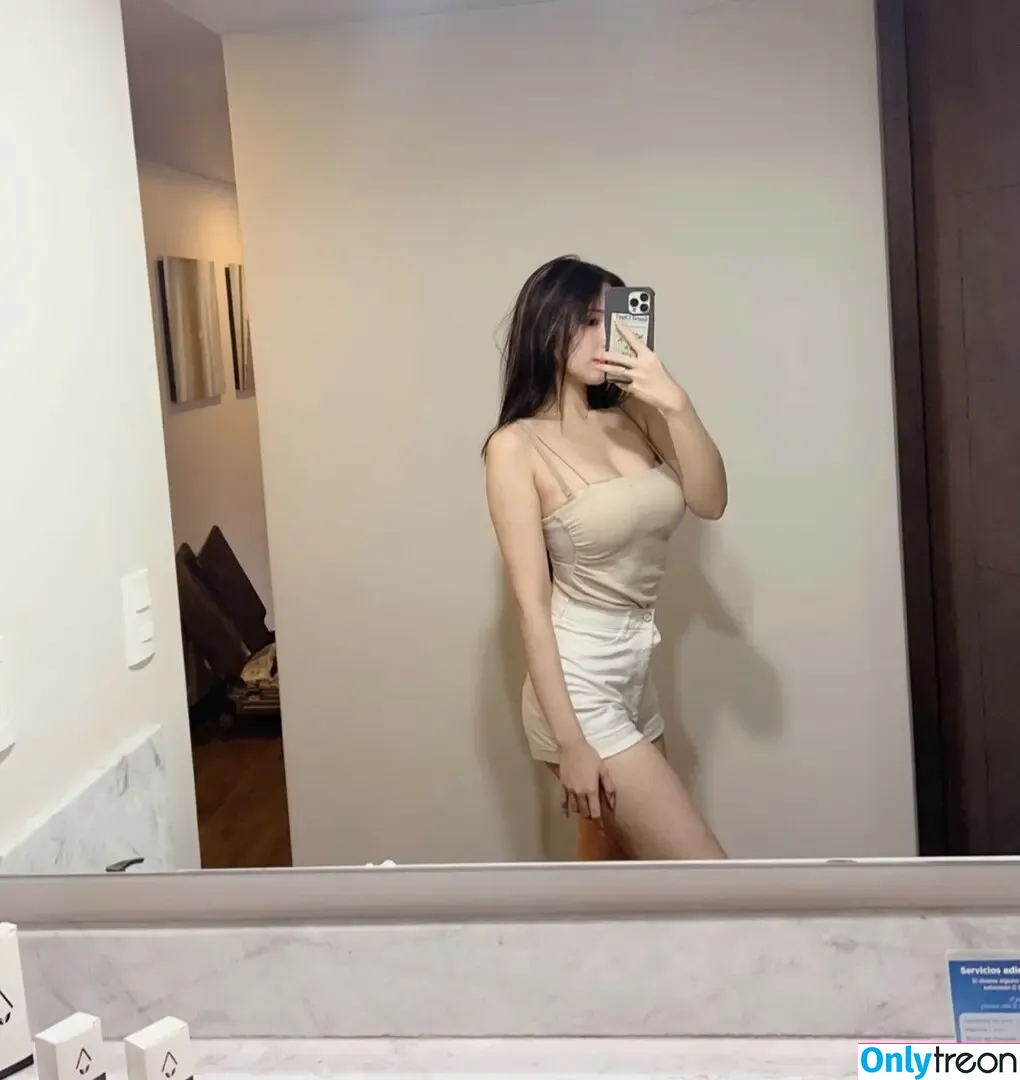 Amiehub99 nude photo #0085 (Amieriss)