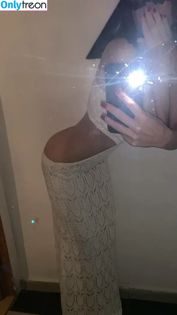 Amila Gomes nude photo #0003 (c.amilagomes / camilagomes)