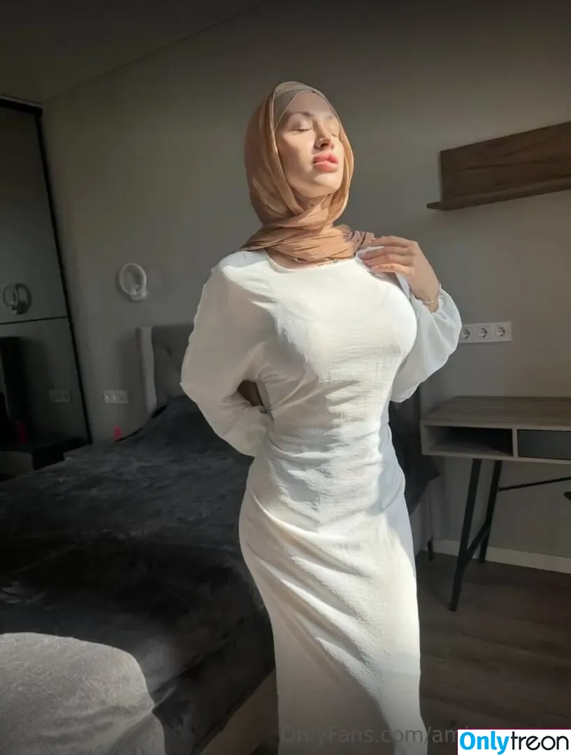 Amira_amour nude photo #0016 (_.amiraamour)