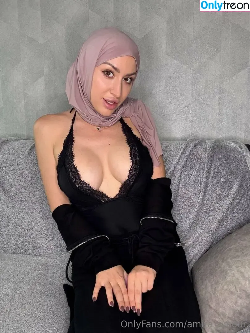 Amira_amour nude photo #0081 (_.amiraamour)