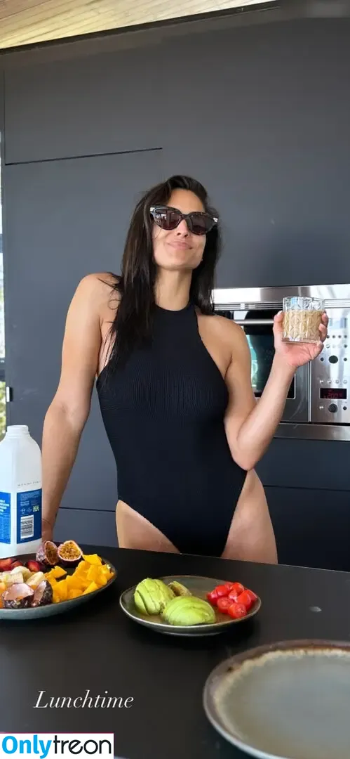 Amira Pocher голая photo #0266 (amirapocher)