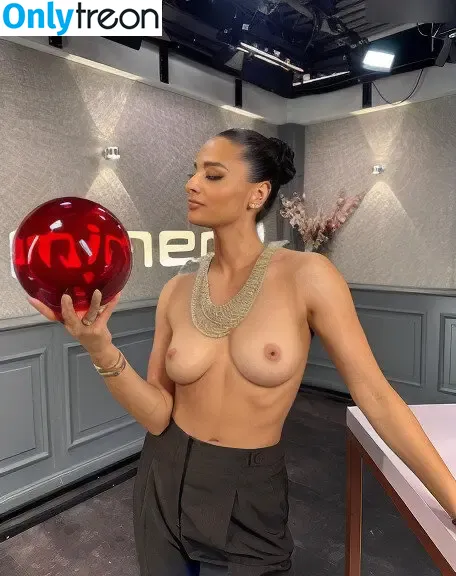 Amira Pocher голая photo #0359 (amirapocher)