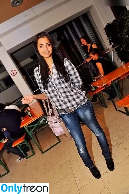 Amira Pocher голая photo #0367 (amirapocher)