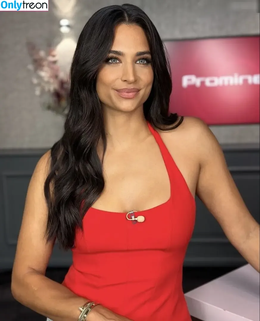 Amira Pocher голая photo #0369 (amirapocher)