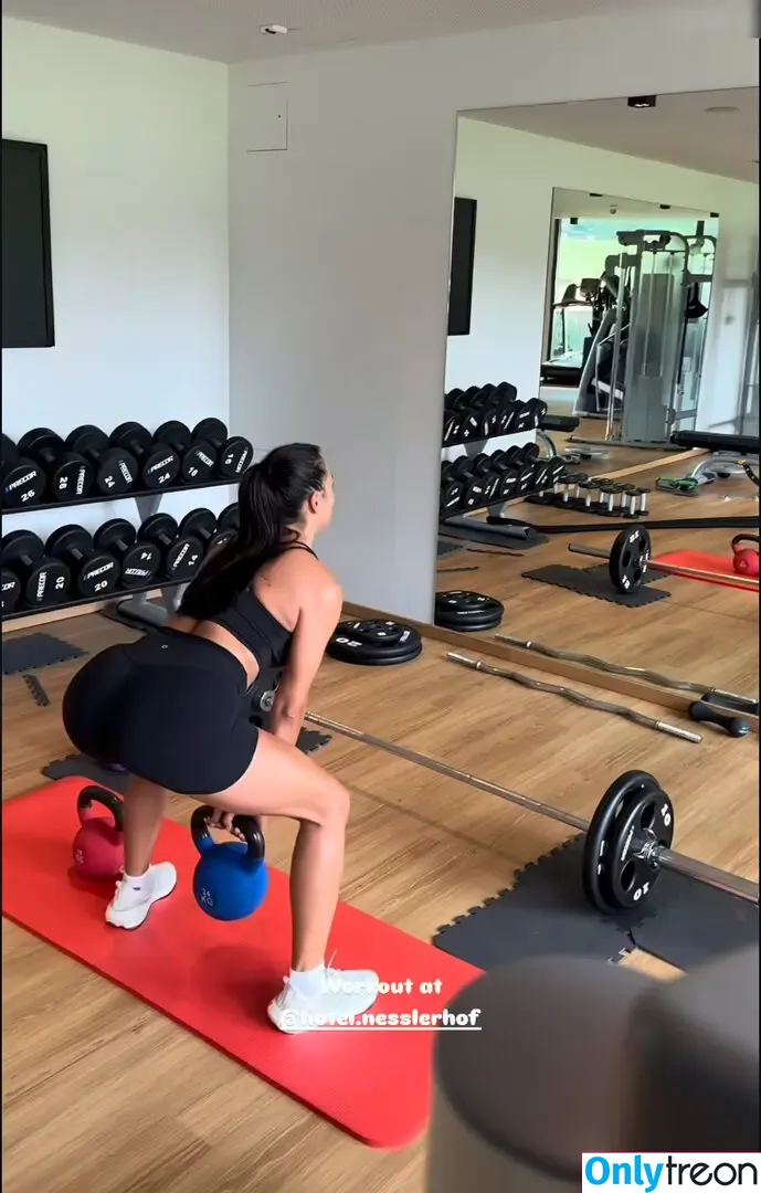 Amira Pocher голая photo #0371 (amirapocher)