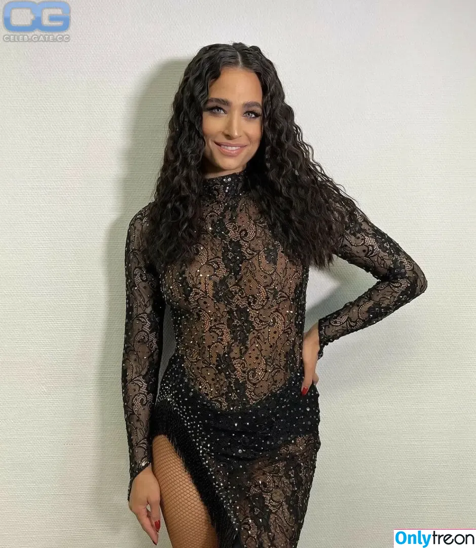 Amira Pocher голая photo #0409 (amirapocher)