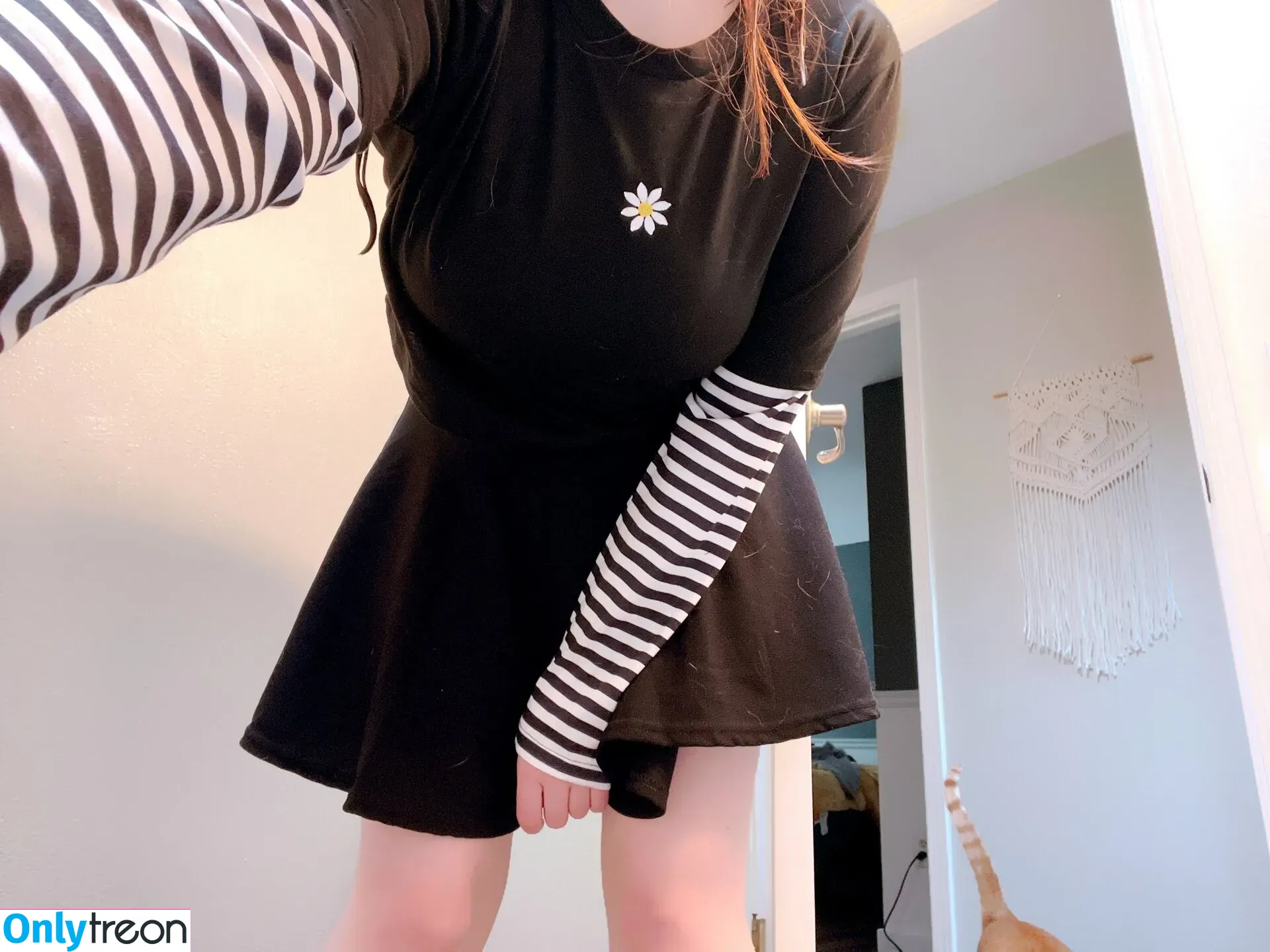 Amisakadarthana голая photo #0001 (Amisakadarthana)