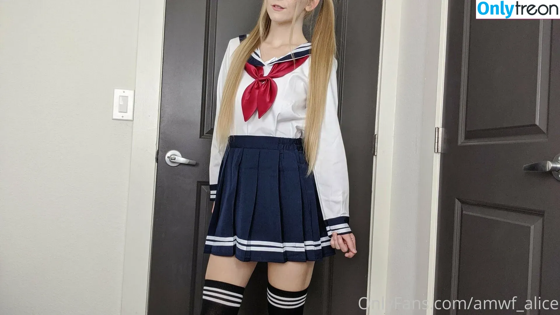 amwf_alice nude photo #0280 (Alice Ruby)