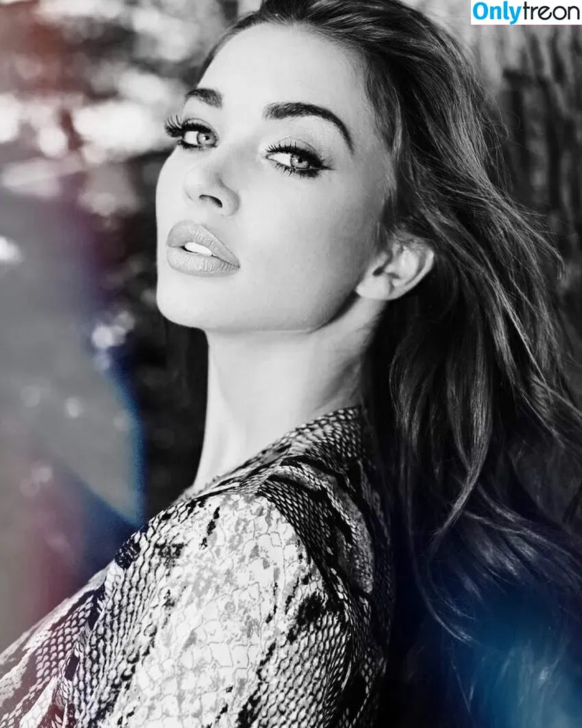 Amy Jackson голая photo #0202 (iamamyjackson / theallamericanbadgirl)