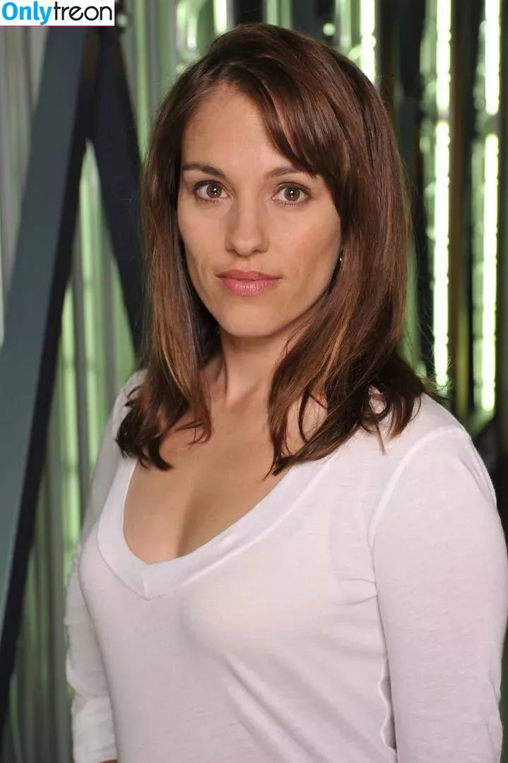 Amy Jo Johnson голая photo #0039 (Pink power Ranger / atothedoublej)