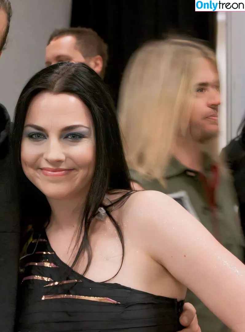 Amy Lee nude photo #0138 (AmyLee_plays / Slemgem / amy_lee / amyleeplays)