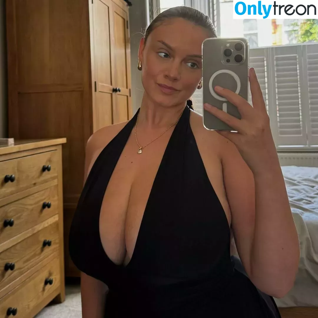 Amy Quesada-Getgood nude photo #0104 (Amy_qg)