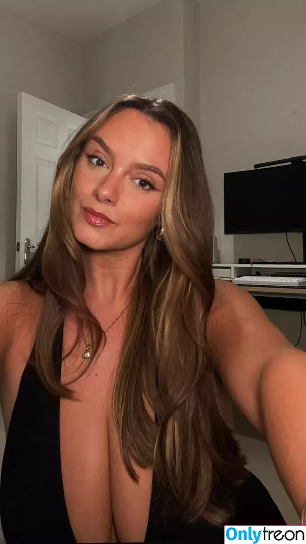 Amy Quesada-Getgood nude photo #0199 (Amy_qg)