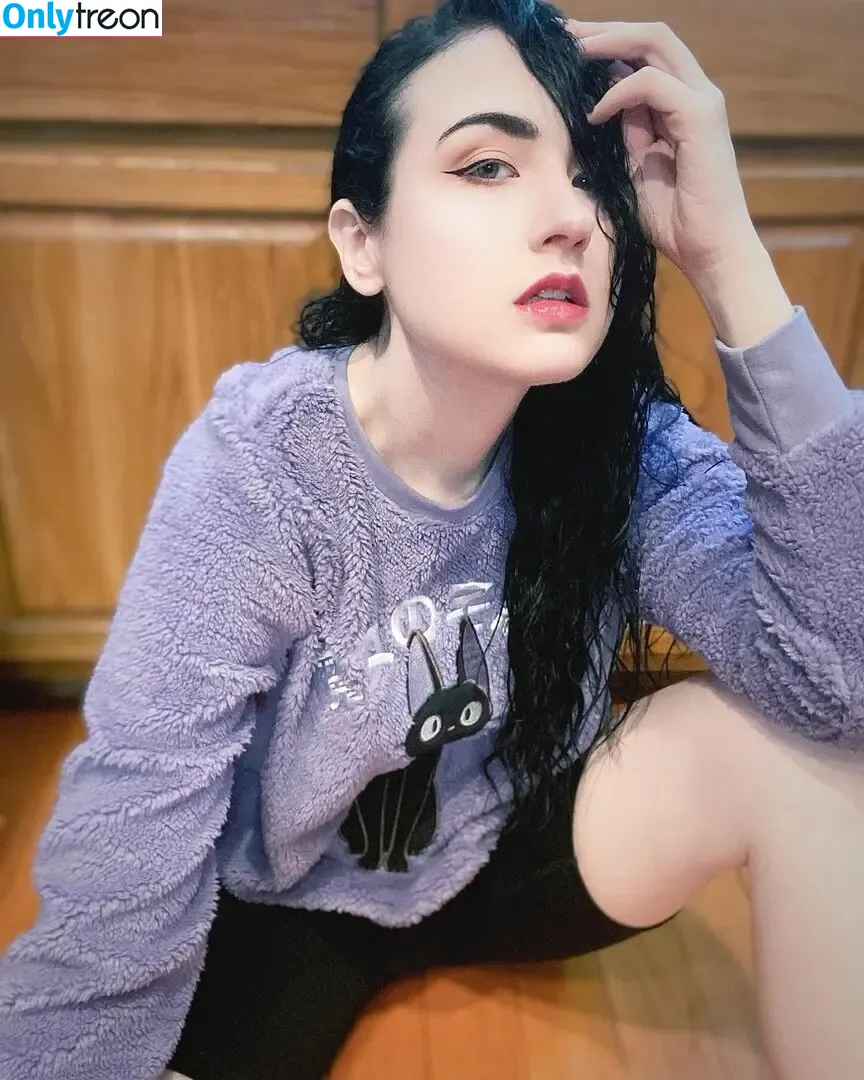 Amy Roberts голая photo #0014 (Amariebythesea)