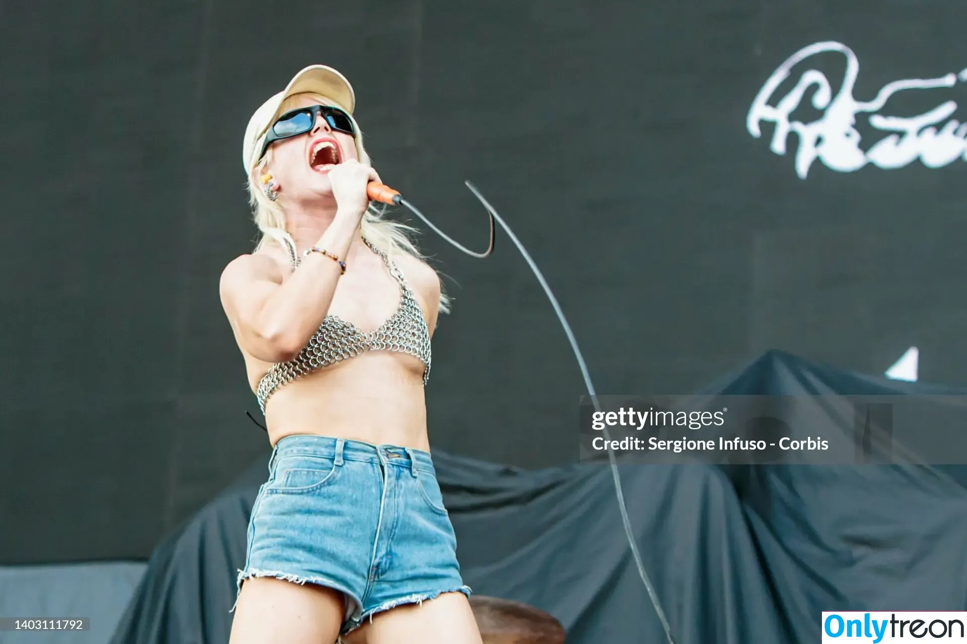 Amy Taylor голая photo #0201 (AmyTaylorOF / amytaylor / amytaylorxoxo / caltexcowgirll)