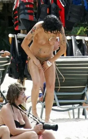 Amy Winehouse / 483399061 / amywinehouse nude photo #0019