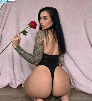 Amyelrad nude photo #0030