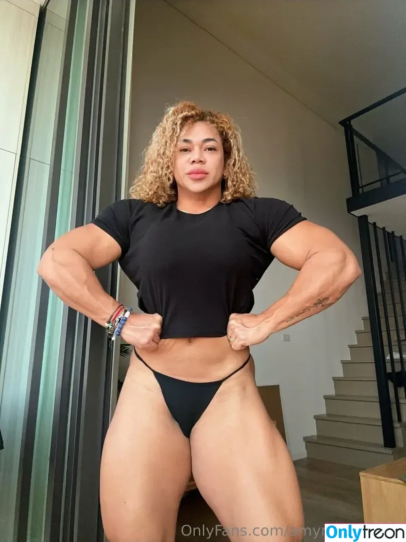 amymuscle_vip nude photo #0002 (amymuscle_ifbbpro)