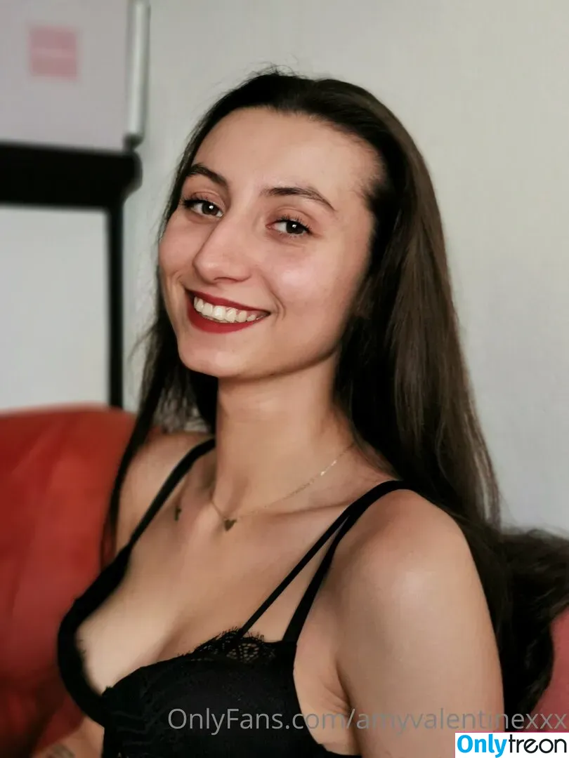 amyvalentinexxx nude photo #0174 (amyvalentinexxx)