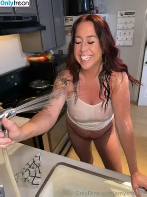 Amyxmoore / sparkleamymoore nude photo #0010