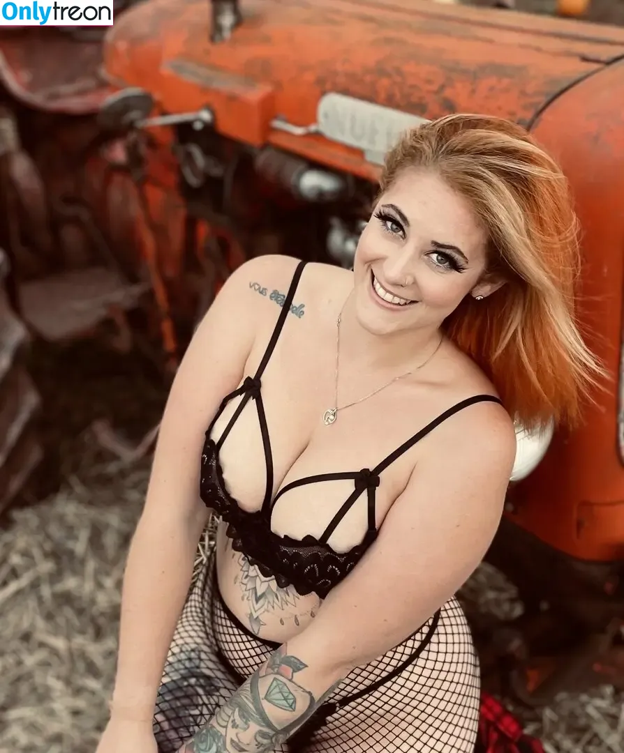 amyymikee30 nude photo #0012 (AmyyLou / amyymarie118 / amyymikee)