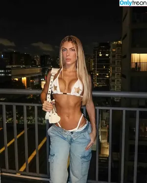 Ana Bruna Avila / anabruna фото голая #0253