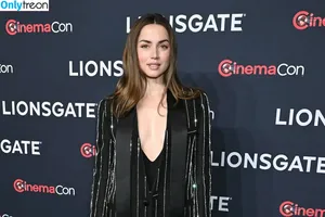 Ana De Armas / ana_d_armas / anadearmas nude photo #0278