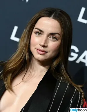 Ana De Armas / ana_d_armas / anadearmas nude photo #0302