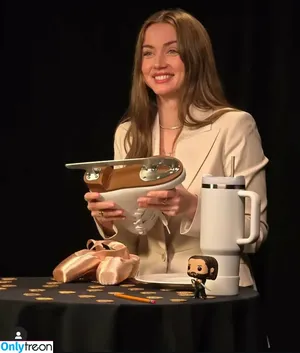 Ana De Armas / ana_d_armas / anadearmas фото голая #0388