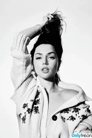 Ana De Armas / ana_d_armas / anadearmas фото голая #0543