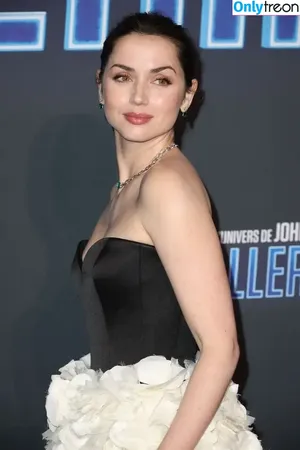 Ana De Armas / ana_d_armas / anadearmas nude photo #0647