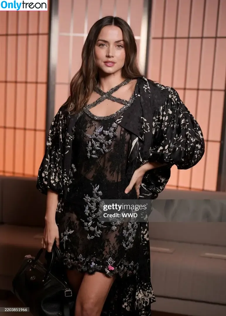 Ana De Armas nude photo #0225 (ana_d_armas / anadearmas)