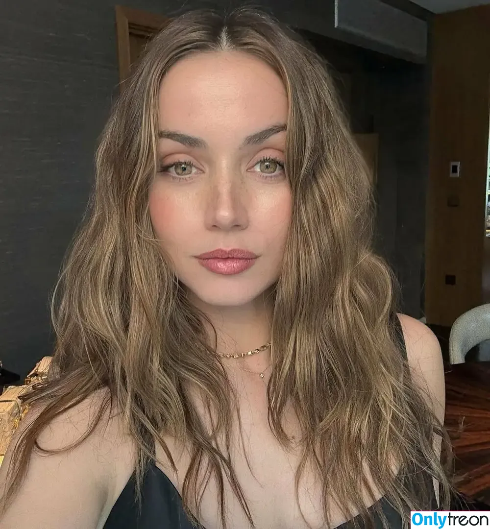Ana De Armas голая photo #0524 (ana_d_armas / anadearmas)