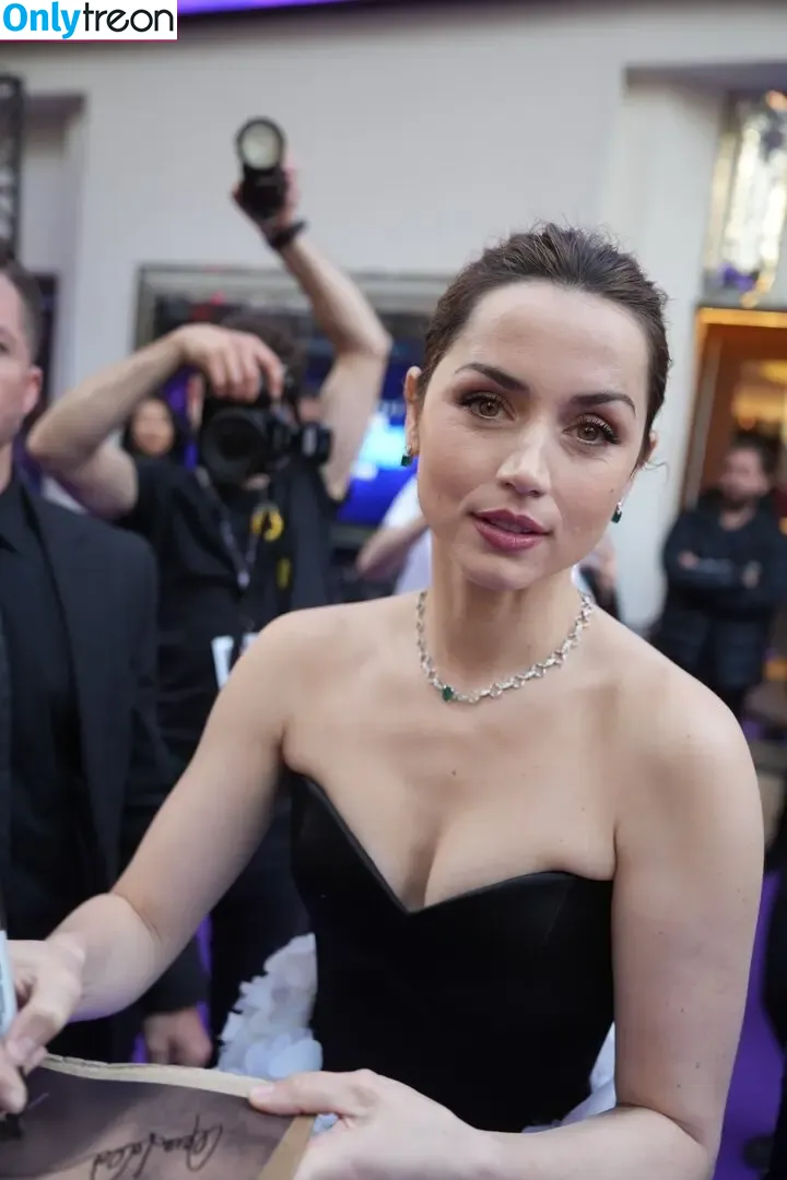 Ana De Armas голая photo #0623 (ana_d_armas / anadearmas)