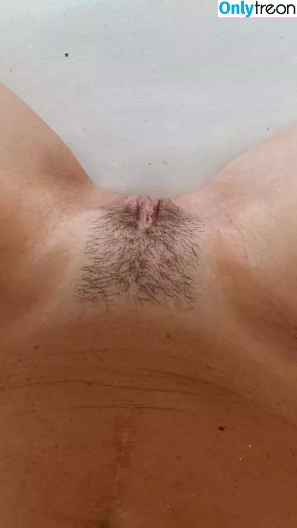 Ana Lucia Fernandes nude photo #0146 (analuciabfernandes)