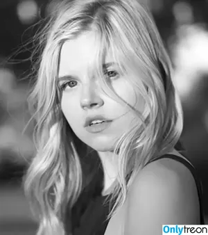 Ana Mulvoy Ten / anamulvoyten nude photo #0007