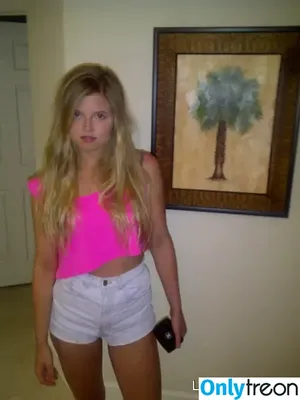 Ana Mulvoy Ten / anamulvoyten nude photo #0021