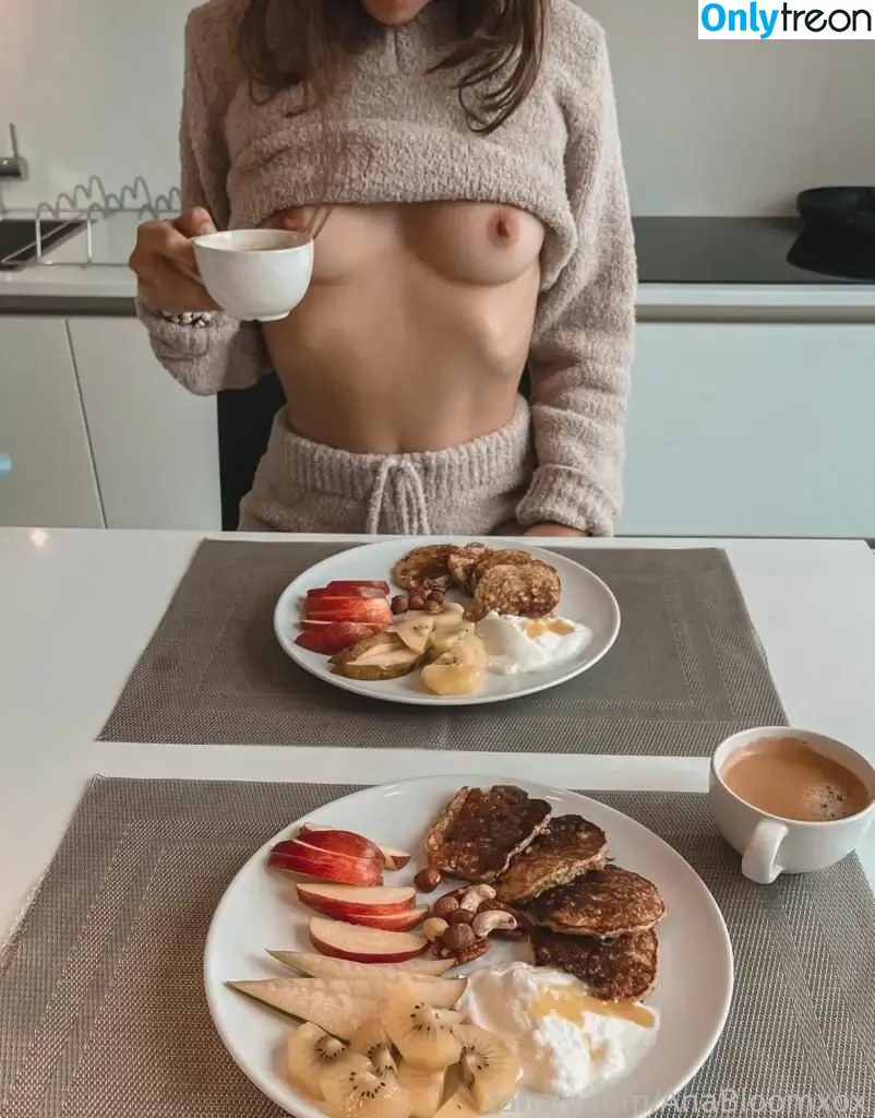 AnaBloomxox голая photo #0013 (anabloomvisualartist)