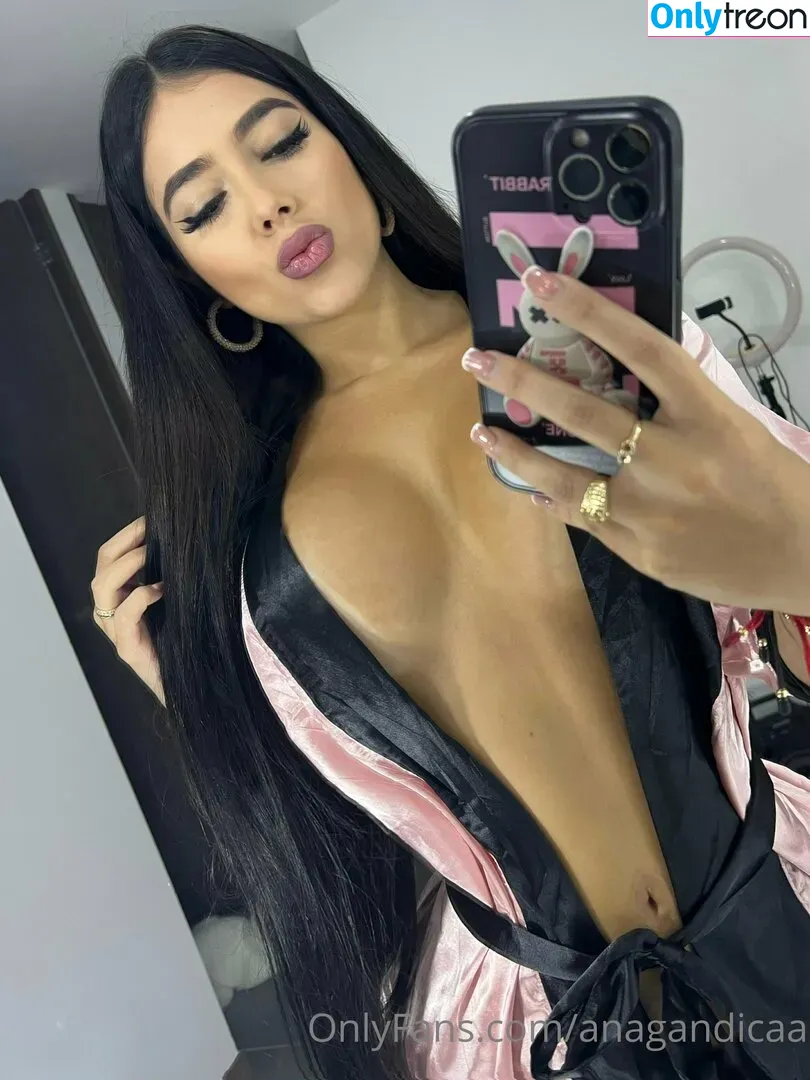 anagandicaa nude photo #0010 (anagandicaa)